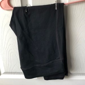 Gap Fit Maternity Capri Size Large